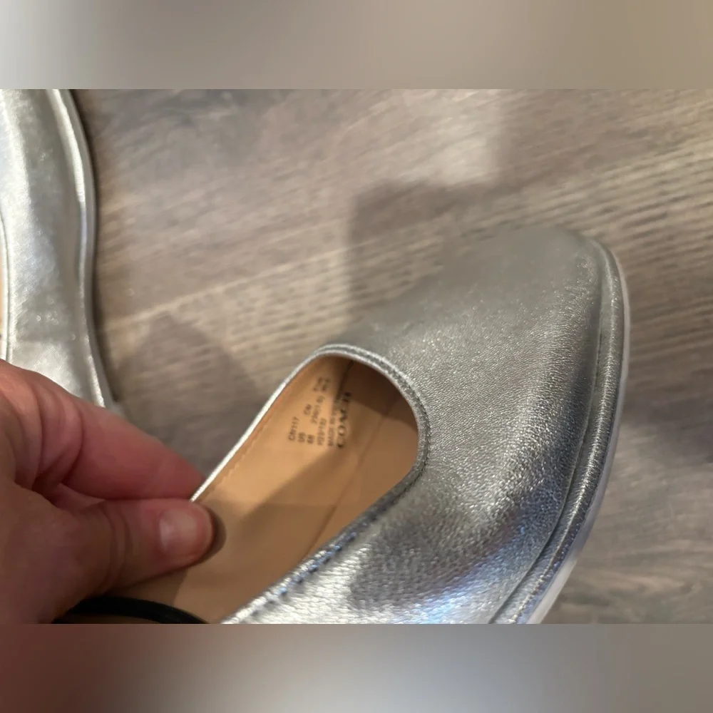 Coach Silver Ballet Flats Maryjane’s size 6 delicate romantic trendy wedding - Picture 8 of 15